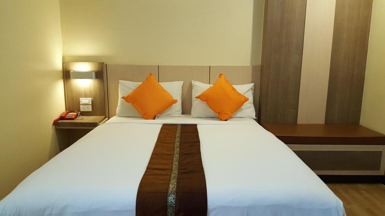 Kaen Nakorn Hotel コーンケーン エクステリア 写真